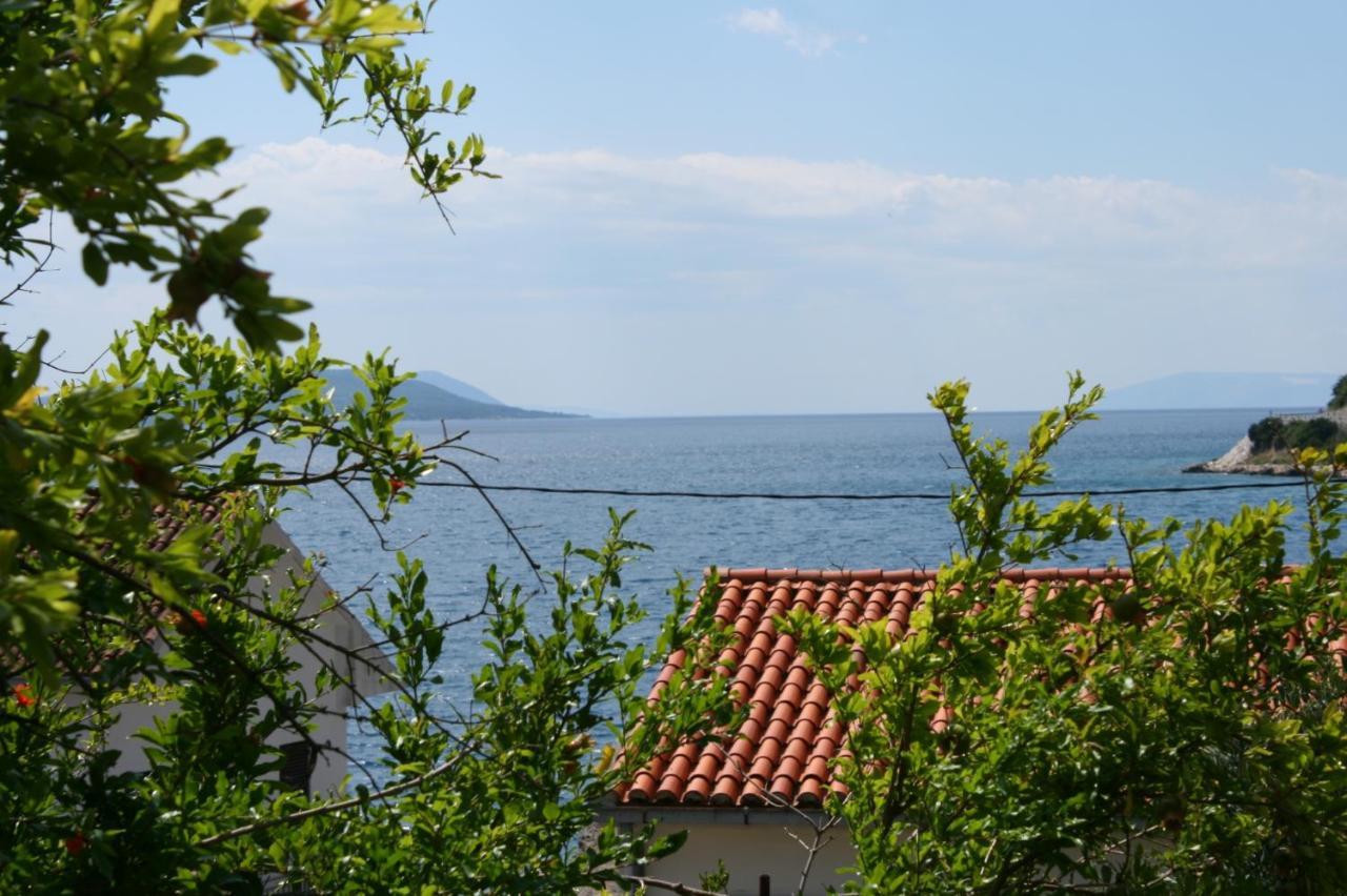 Apartments By The Sea Podaca, Makarska - 6874 المظهر الخارجي الصورة